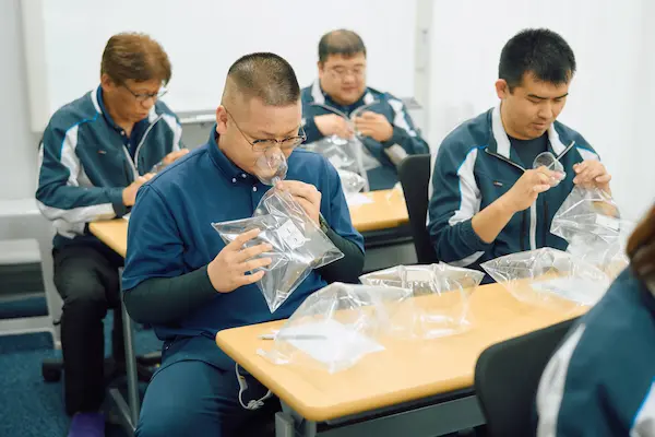 臭気判定士による現場測定を