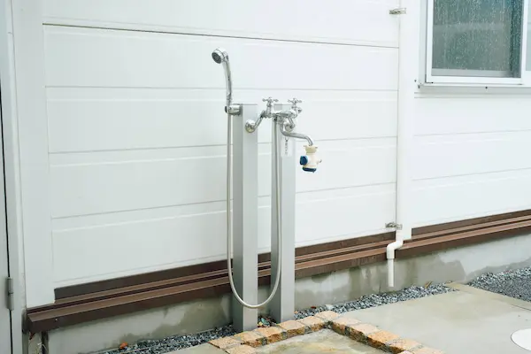 ［井戸水の利用］散水、倉庫棟横非常用